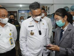 Walikota Kendari Launching peluncuran E-Library dikota Kendari