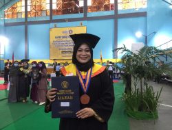 Wisudawan Terbaik UHO dengan IPK 4.00 diraih Siska Irawati Basirun Program Studi Sosiologi