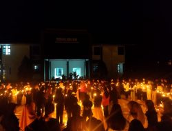 Sambut Hari Pahlawan 2021 HMJ Ilmu Komunikasi UHO Gelar Seribu Lilin