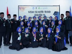 Peringati Hari Guru, Dompet Dhuafa Wisuda 25 Guru Honorer di Konawe Kepulauan