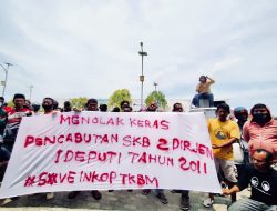 Ratusan Buruh Boikot Kantor DPRD Sultra