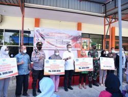 Walikota Kendari  Salurkan Bansos Sembako/BNPT  Kepada Warga Kelurahan Anaiwoi.