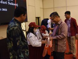Kota Kendari Launching Program menabung menggunakan Sampah Untuk Pelajar SD dan SMP