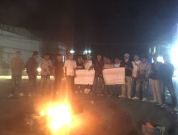 Sejumlah Mahasiswa di Kendari Gelar Aksi Tolak Kenaikan Harga BBM