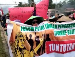 Ratusan Warga Puosu Jaya Sambangi Mako Brimob Polda Sultra, Demo Tuntut Hak Lahan