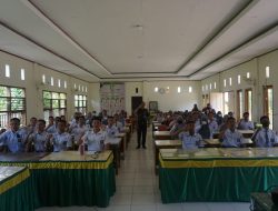 Kejati Sultra Gelar Kegiatan JMS di SMAN 5 Kendari, Edukasi Siswa Hingga Beri Hadiah