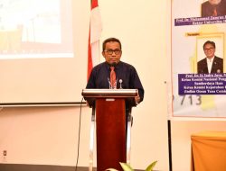 Rekto UHO : Kita Usahakan Wisuda Offline Pada November