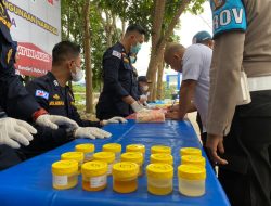 Puluhan Personel Ditresnarkoba Polda Sultra Jalani Tes Urine Dadakan