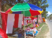 Jelang 17 Agustus Dimanfaatkan Pedagang Musiman Bendera Merah Putih di Kendari