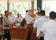 Ricuh Saat RDP di DPRD Sultra, Kepala Syahbandar Molawe Disiram Air