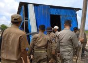 Melanggar Tata Ruang, Lapak Milik Pedagang Ditertibkan di Jalan Z.A Sugianto Kendari