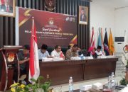 Rakor KPU Sultra dan Peserta Pemilu Sepakati 2 Hari Penertiban APS Menyerupai APK