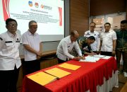 Teken NPHD Pilkada Tahun 2024 Bersama KPU, Bupati Konsel Harap Sukses Penyelenggaraan