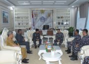 Pj Wali Kota Kendari Menerima Kunjungan Komandan Lantamal IV Makassar Laksamana Pertama TNI Untuk Membangun Kolaborasi