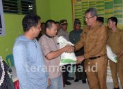 Sebanyak 552 KPM di Kelurahan Mandonga Terima Bantuan Pangan