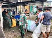Antisipasi Bencana Banjir, Kodim 1412/Kolaka Koramil 08/Ranteangin Gelar Karya Bhakti Bersihkan Sampah