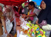 Warga Serbu Lokasi Gerakan Pangan Murah yang di Gelar Disketapang Sultra