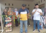 Lapak Berbagi Ramadhan SMANSA 97 Kendari, Disambut Hangat Warga Kampung Salo