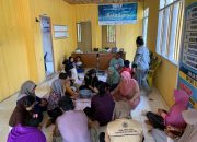 Mahasiswa Kenalkan Tanaman Biji Kacang Koro Pedang dan Pemanfaatannya menjadi Tempe bagi Warga Desa Batu