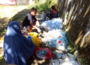 Anggota Kelompok Bank Sampah Kodya di Kota Kendari, Sukses Berdayakan Warga Lewat Sampah Jadi Uang