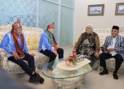 Kembali ke Bumi Anoa, Gubernur dan Wagub Sultra Disambut Meriah dengan Adat dan Budaya Daerah