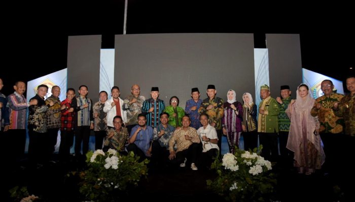 Wali Kota Kendari Hadiri Gala Dinner Musrenbang Sultra, Wamendagri Tekankan Perubahan dan Sinkronisasi Program Pembangunan