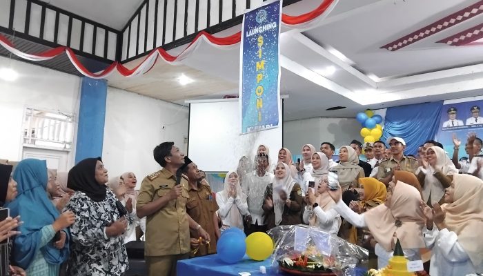 SMKN 7 Kendari Luncurkan Layanan Simponi K’juari, Orang Tua Kini Bisa Pantau Anak Secara Real-Time