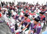 111 Jamaah Calon Haji Asal Kolut Resmi Dilepas, Bupati Titip Doa