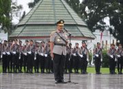 Peringati HUT Bhayangkara ke 79, Polda Sultra Gelar Upacara Ziarah di TMP Watubangga 