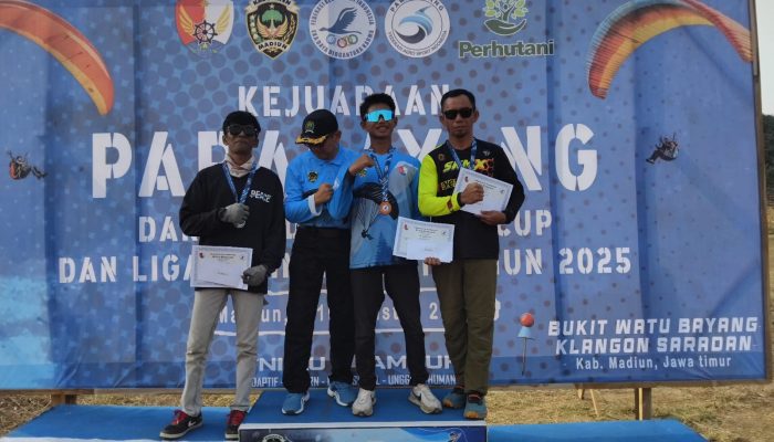 Kades Sani Sani Harumkan Nama Sultra di Ajang Paralayang Nasional