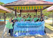SMP Lazuardi Gelar Beach Cleaning di Pantai Nambo, Tanamkan Kepedulian Lingkungan Sejak Dini