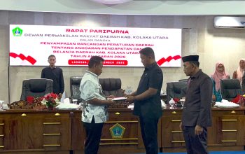 Tanggapi Pandangan Fraksi di Rapat Paripurna DPRD Kolut, Jumarding: Semua Masukan Penting Untuk Daerah