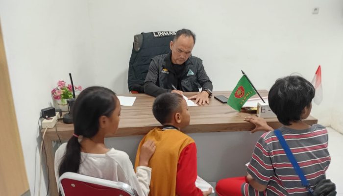 Operasi Malam Dinsos Kendari, Jaring 3 Anak Beraktivitas di Lampu Merah