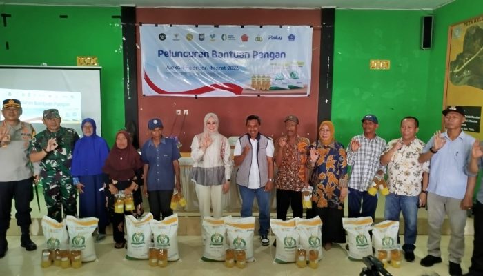Bantuan Pangan Dua Bulan Digulirkan di Kendari, 27 Ribu Lebih KK Terima Beras dan MinyakTERAM