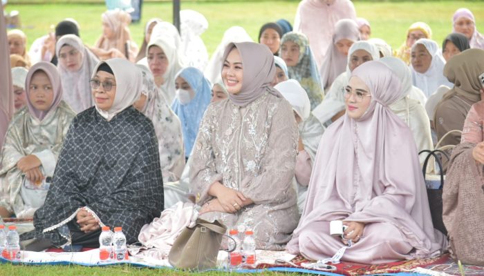 Idulfitri 1447 H di Lapangan Kancil, Wali Kota Siska Karina Imran Ajak Warga Kembali ke Fitrah