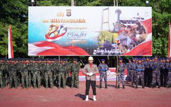 Upacara Hari Bhayangkara ke-80, Kapolda Sultra Tegaskan Sebagai Momentum Perkuat Pelayanan Polri Presisi Yang Bermanfaat Bagi Masyarakat