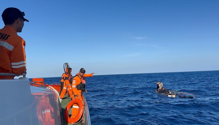 Tiga Korban Kapal Tenggelam di Perairan Buton Berhasil Ditemukan Tim SAR