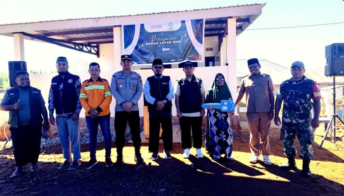 RLH ke-51 Lazis Muadz: Dari Infak Muslim Inggris, Hadir Rumah Baru untuk Nenek Ondeng