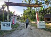 Perkuat Identitas Desa Wisata, Mahasiswa KKN UGM Bangun Gapura Bersama Warga Namu